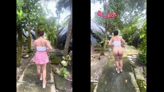 Đang đi chơi em cởi đồ giữa vườn cây – VCpublic_hot